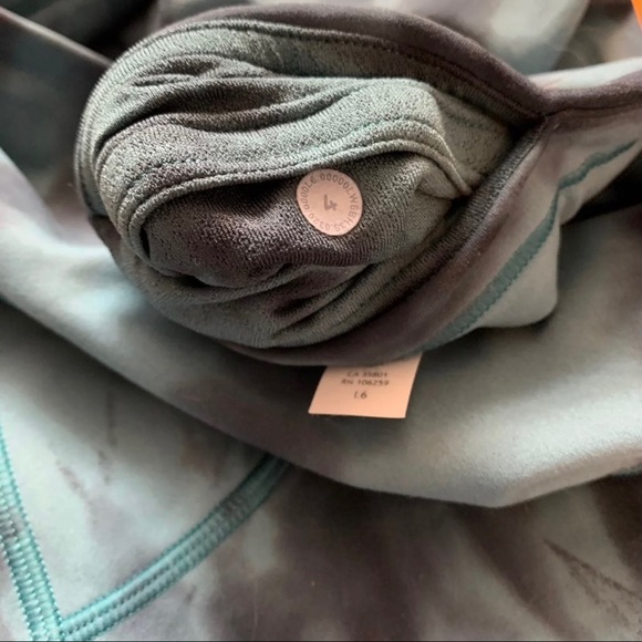 Lululemon Invigorate HR Crop 23" - Picture 7 of 9